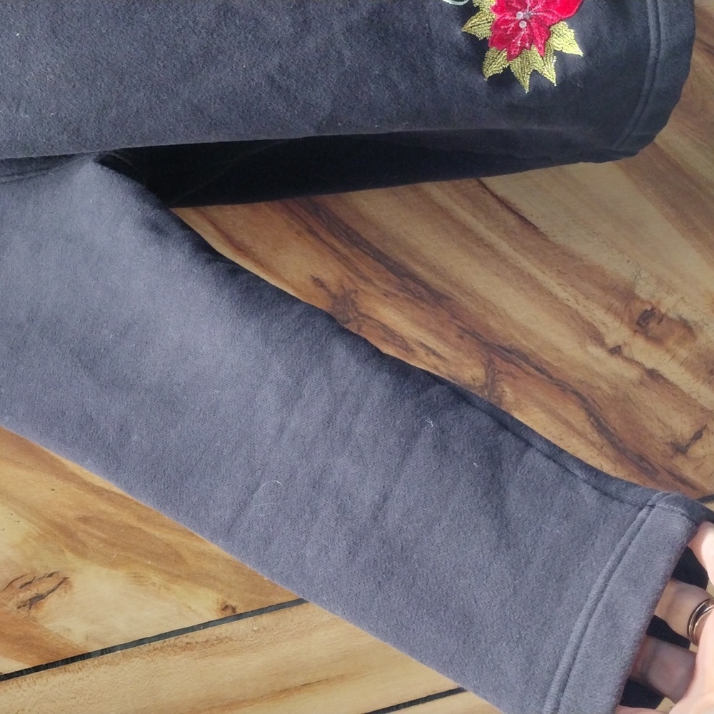 Classic Elements Cardigan Embroidered Sweater Siz… - image 3